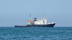 Türkiye kıyılarında Rus gölgesi filosu tankerleri yanıyor