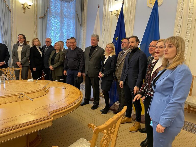 Budapeşte Trump‑Putin Görüşmesi Neden İptal Oldu? – Ukrayna