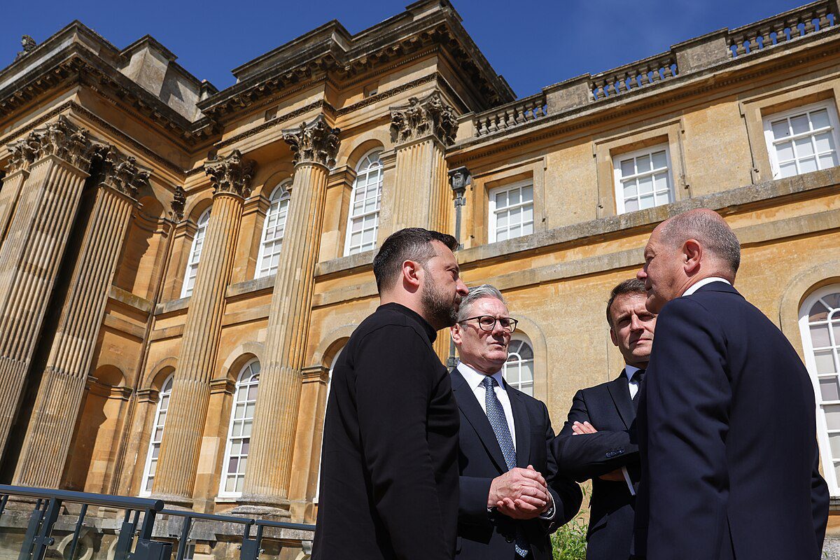 Macron, Çin'de Putin'e Ukrayna İçin Baskı Yapacak