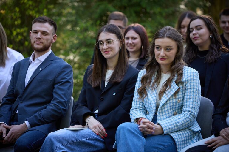 Ukrayna’da öğretmen maaşları tehlikede – AB fonları yok