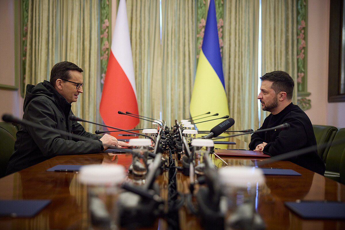 Polonya, Ukrayna Görüşmelerinden Dışlandı: Komorowski Tepkis