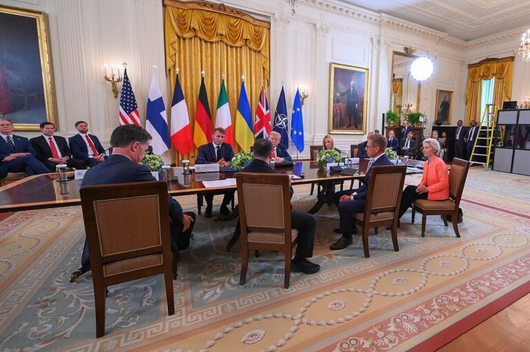 AB, Trump’ın Ukrayna Seçim Tarihi Açıklamasına Yanıt Verdi