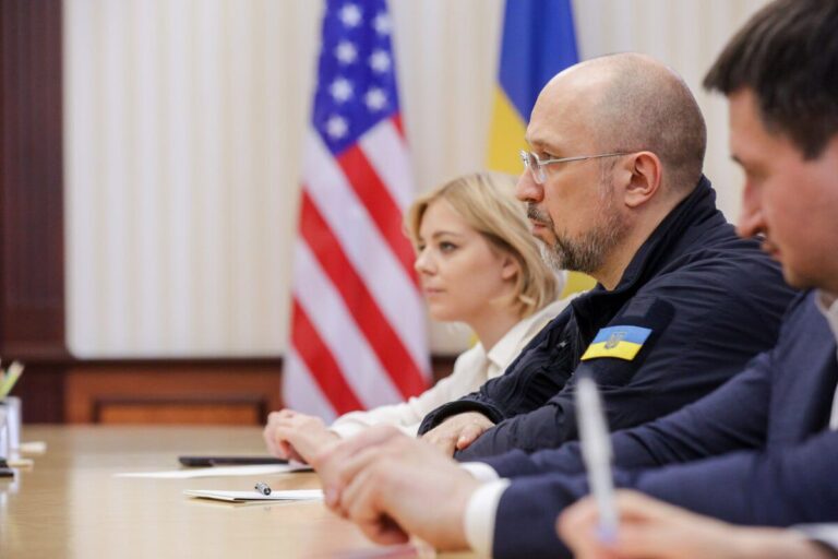 Kiev’e Artan Baskı ve Trump’ın Barış Girişimleri