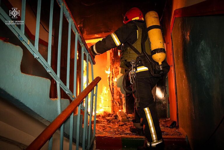 Rusya Odesa’ya Saldırdı: Yangın ve Elektrik Kesintisi