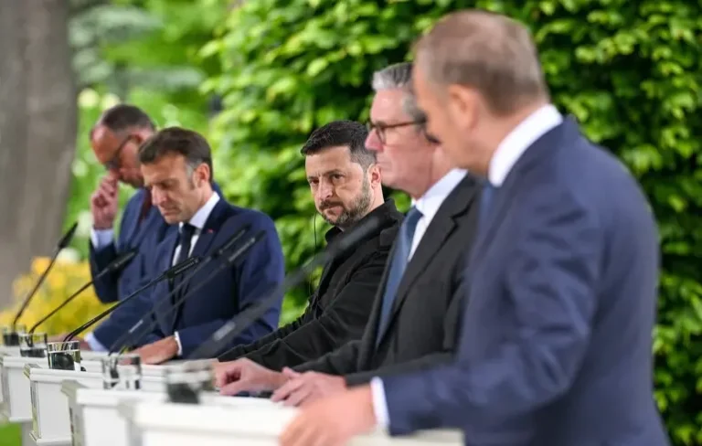 Zelenski, AB ve Kanada Liderleriyle Trump Görüşmesi Güvences