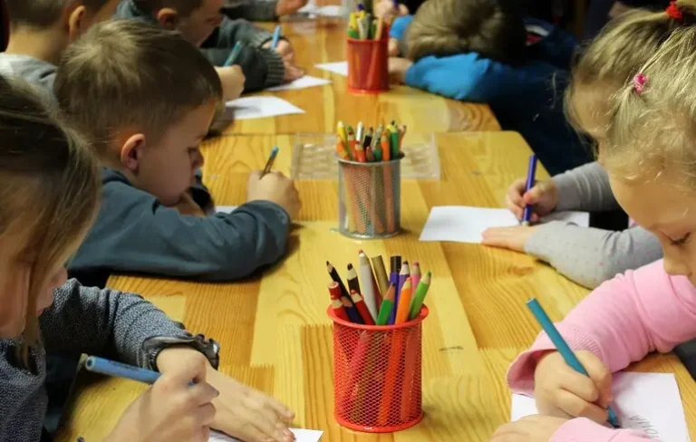 Ukrayna’da Öğretmen Maaşları %30 Artıyor – 2026