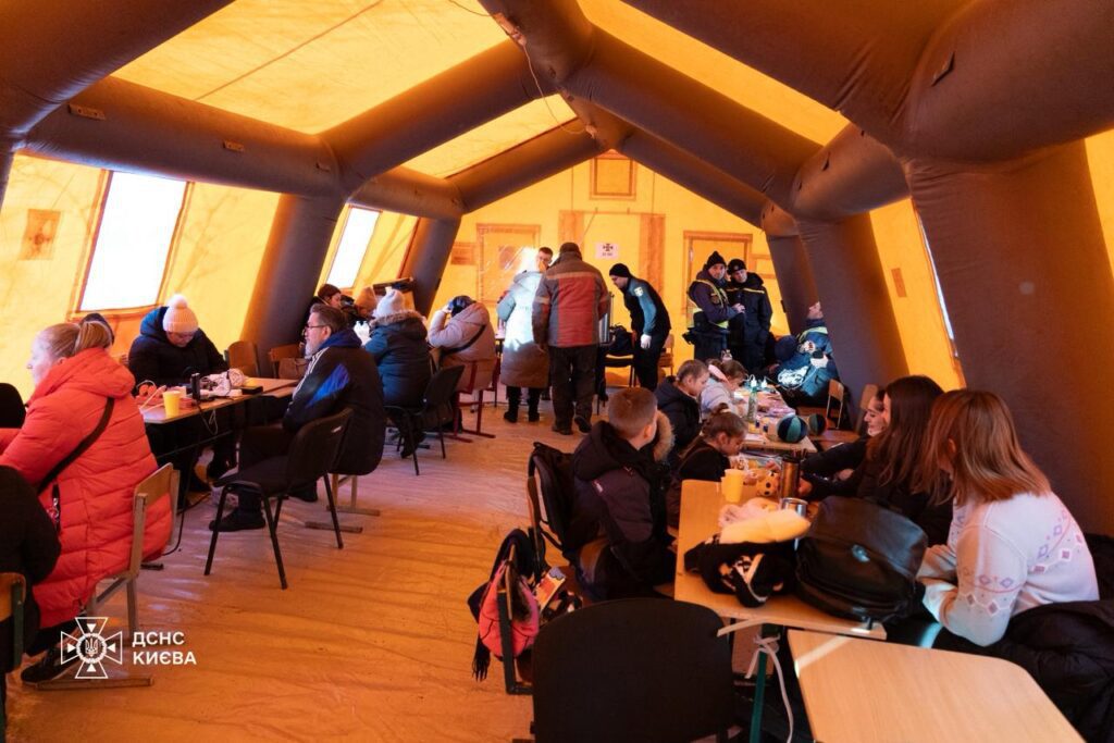 Ukrayna’da Kış Tatili Uzatıldı: Soğuk Sınıflar ve Uzaktan Eğ