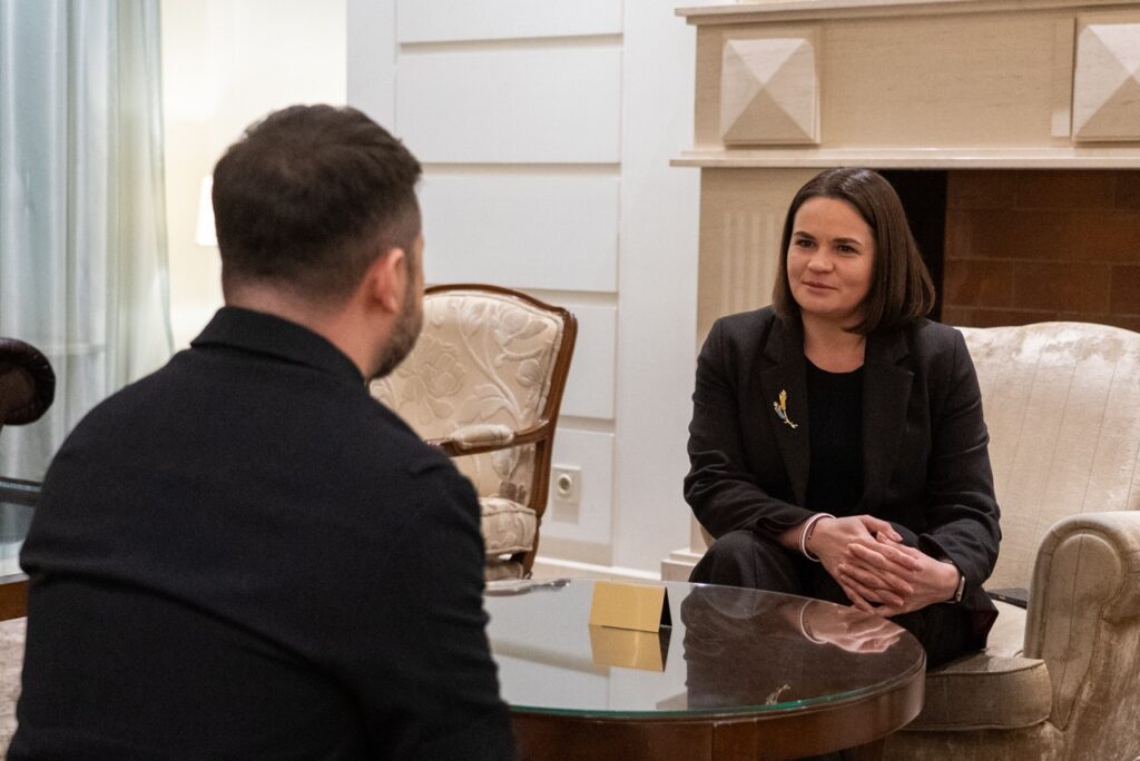 Zelensky ve Tsikhanouskaya Vilnius’ta İlk Resmi Görüşme