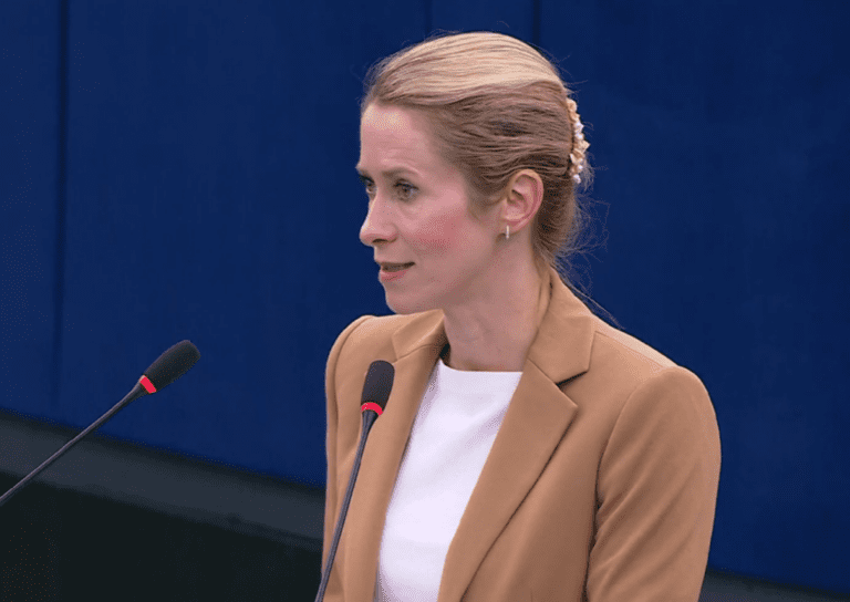 EU, Rusya’dan Özgür Seçim ve Askeri Çekilme Talep Ediyor