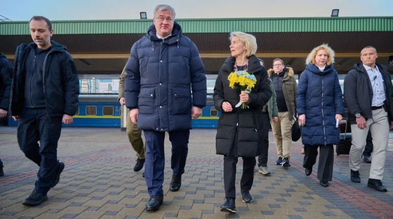 EU liderleri Ukrayna’nın Kyiv’sinde 4. Yıldönümünde